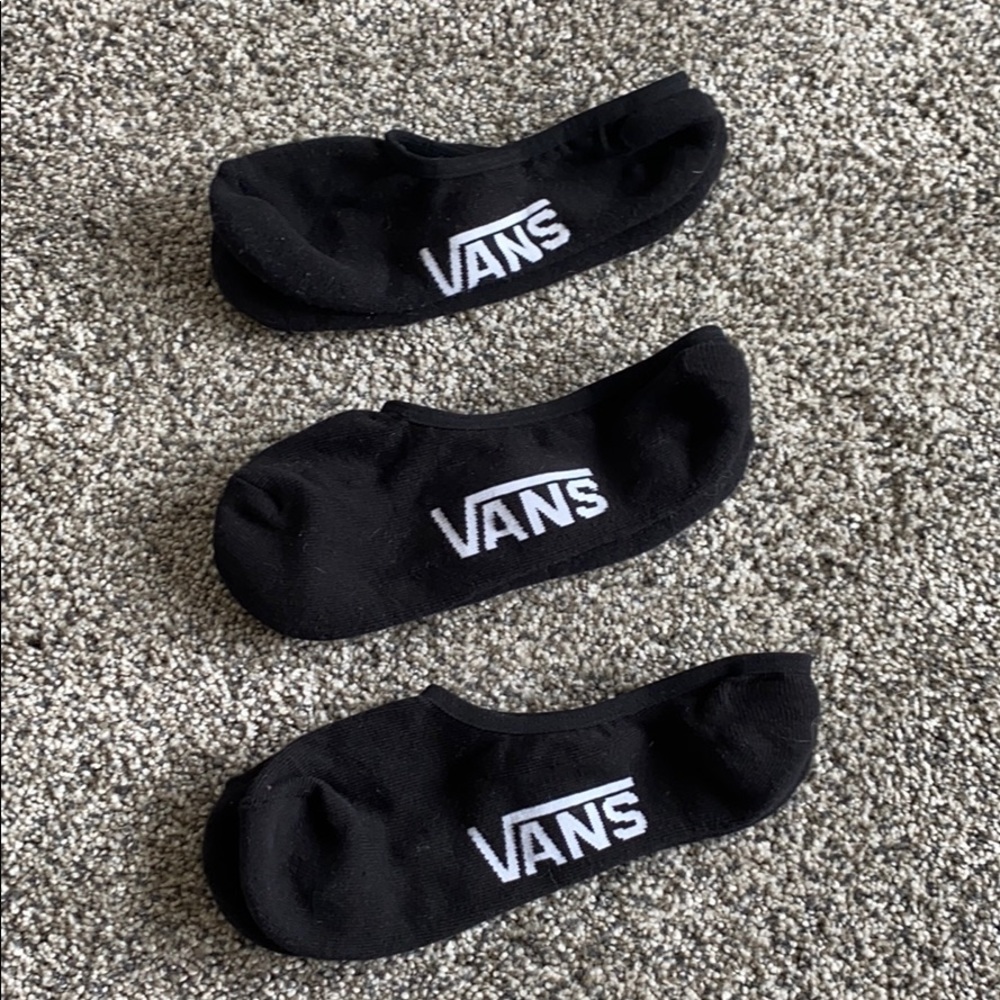 3 pairs of vans no show socks !!